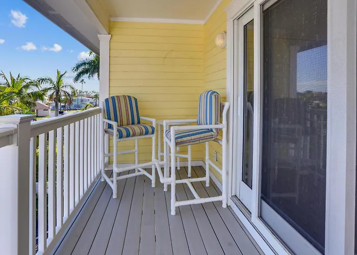 Sunset Villas 4